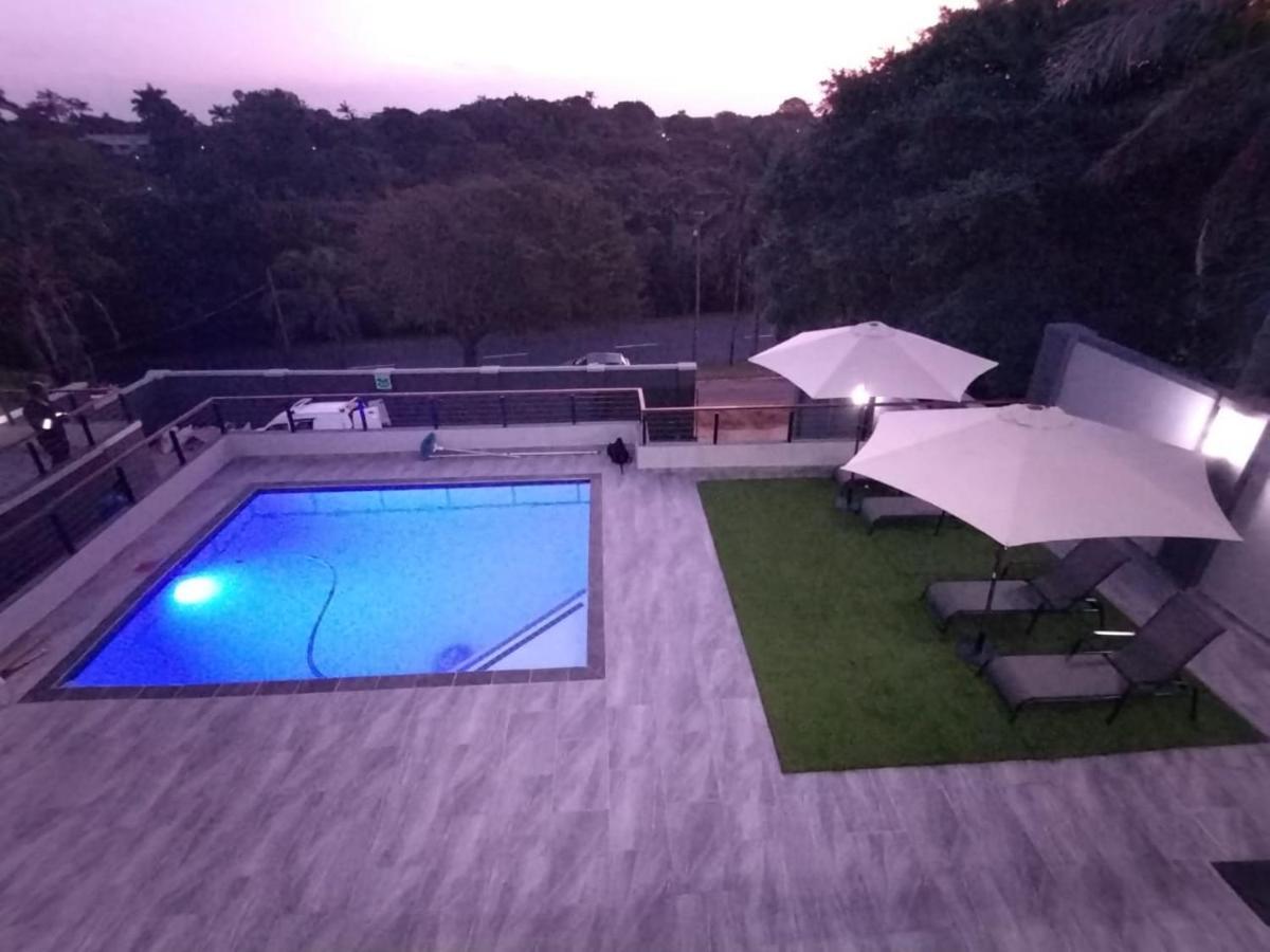 Casa De Luxe Hotel Ballito Eksteriør billede