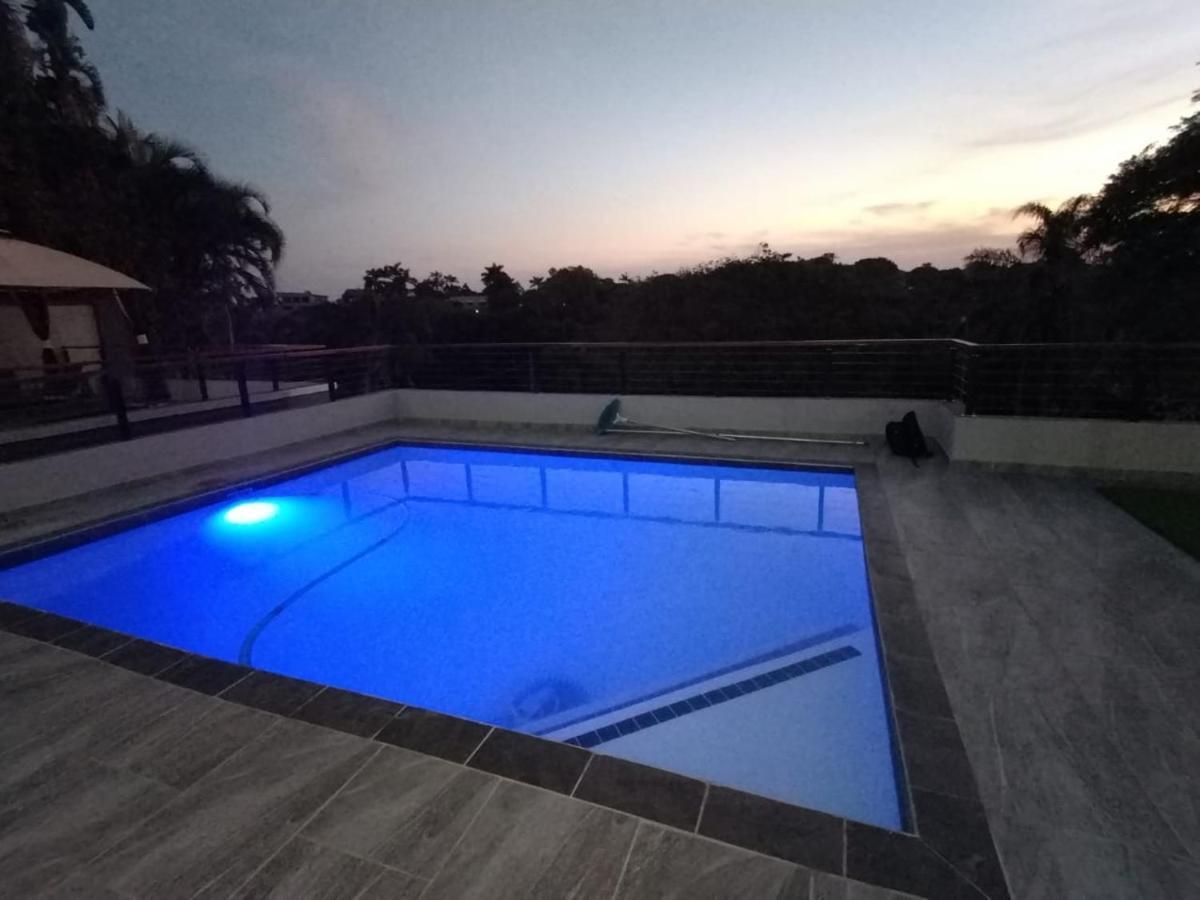 Casa De Luxe Hotel Ballito Eksteriør billede